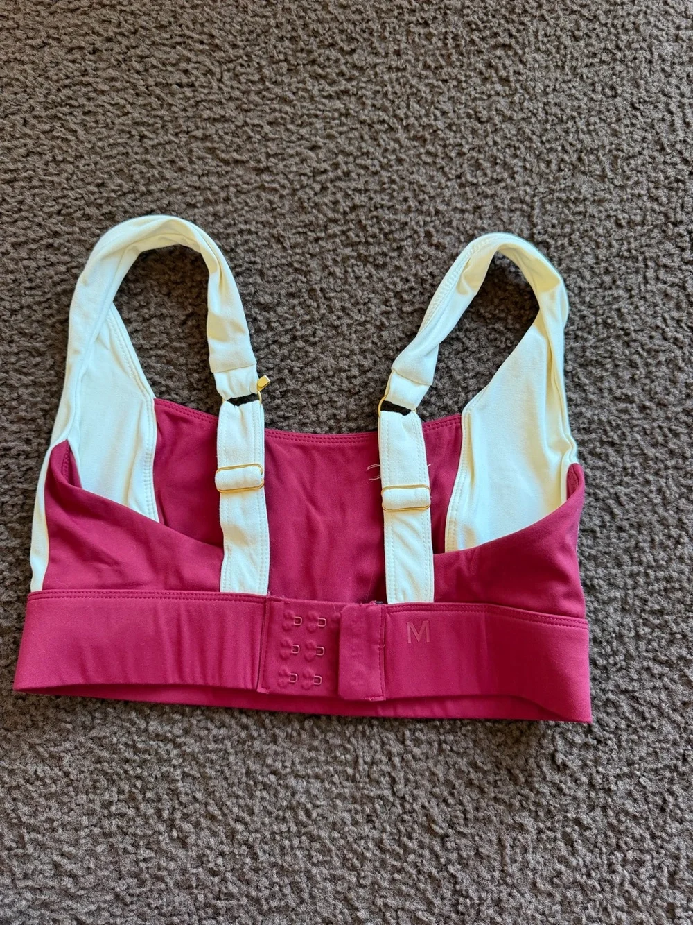 Monday Body sports bra
